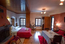Zimmer 1 Gasthauses Casa Calda Συρράκο