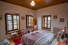 Room 5 Casa Calda Sirako Συρράκο